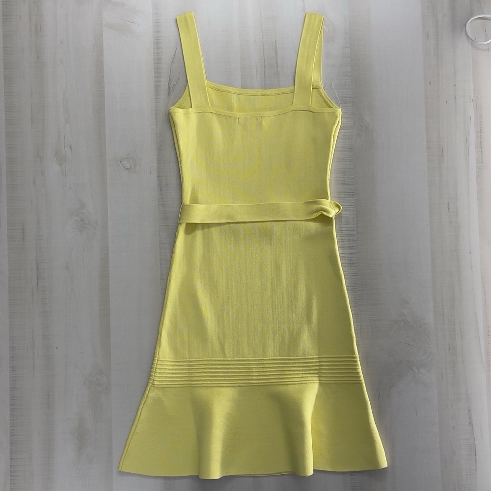 MARCIANO x guess yellow bamboo belted stretch mini dress event wedding travel S - Picture 8 of 8